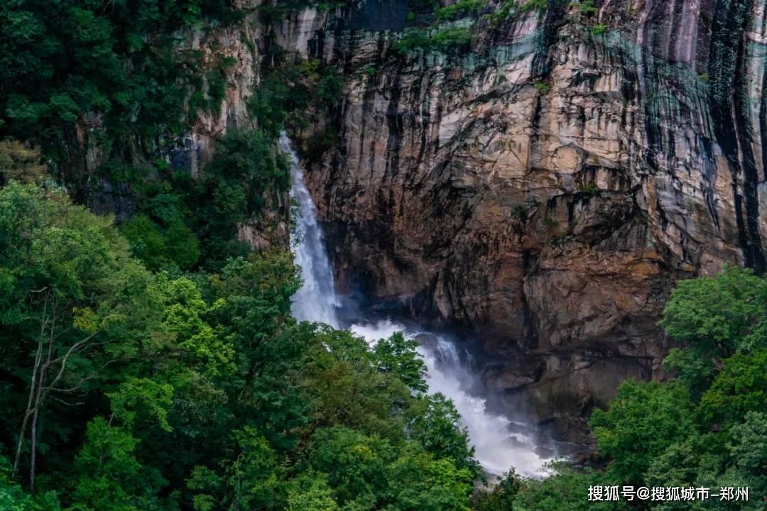 被困的小恶魔