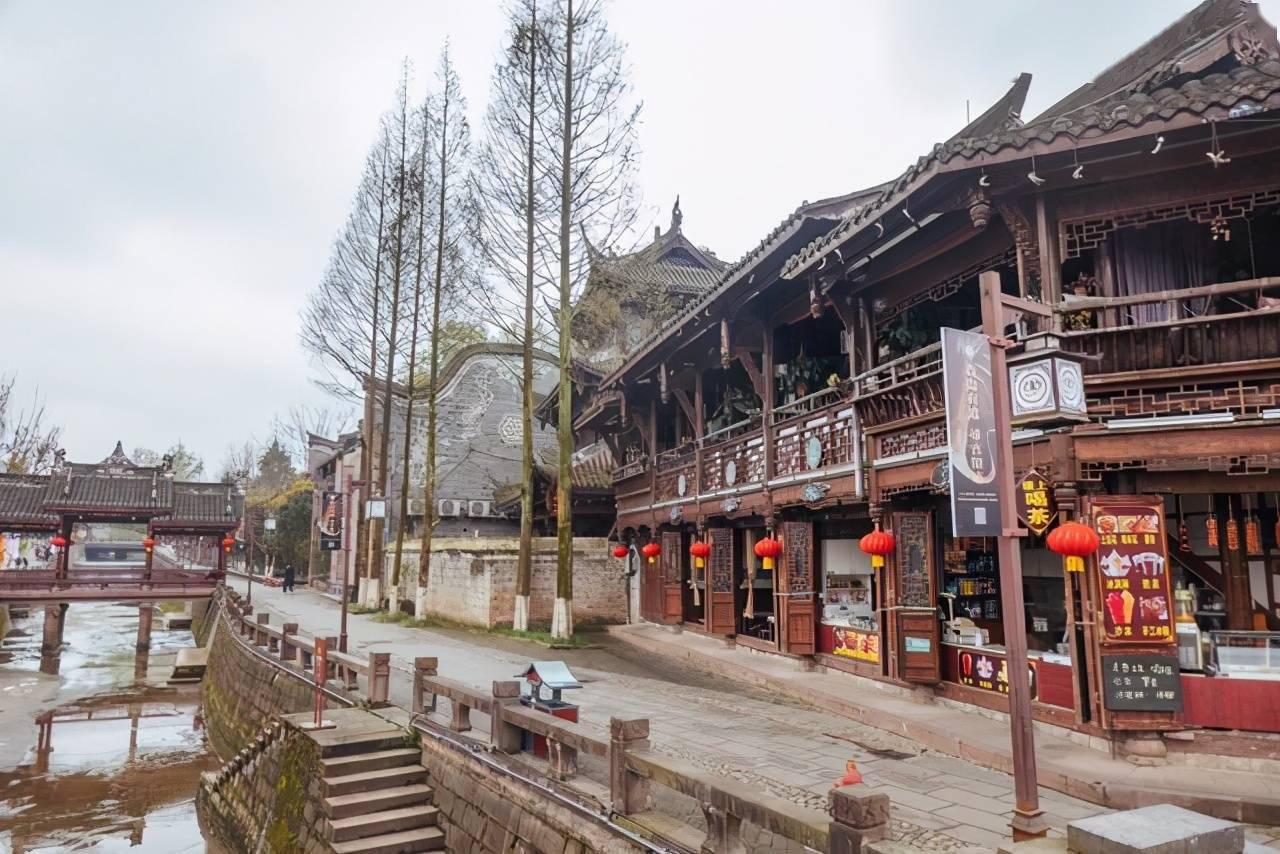 受邀出席